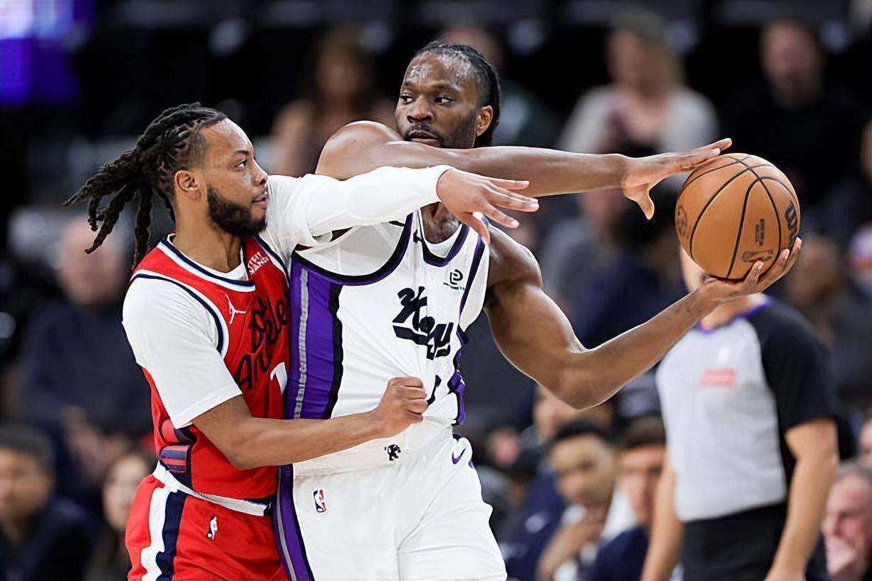 必一运动-打出超级两双的惊艳数据！国王锋线大将简直是打爆了快船的防线？